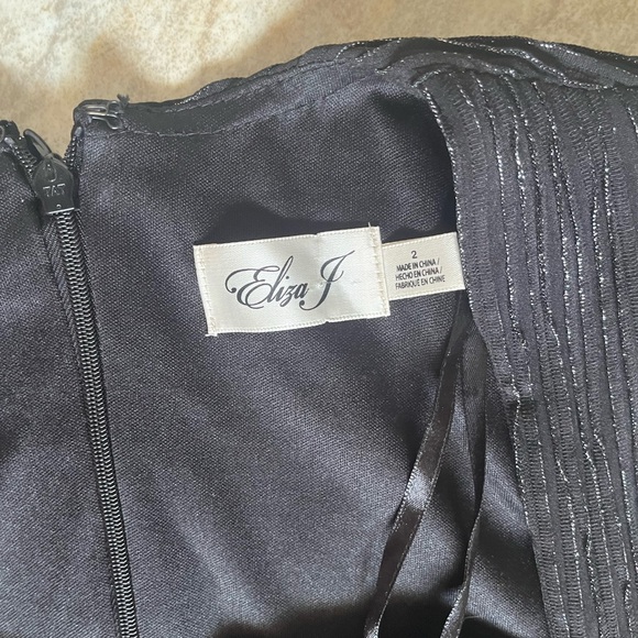 Eliza J Black Textured Mini Dress - Picture 2 of 3